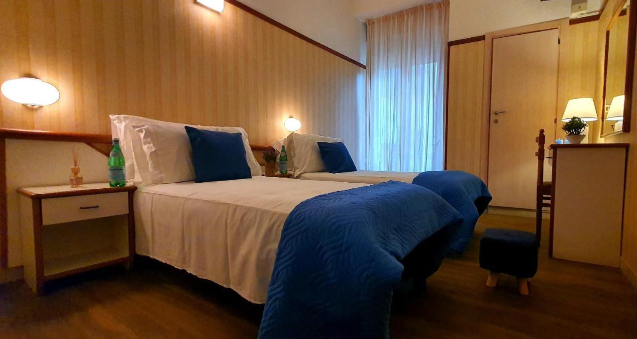Club Hotel Residence Cesenatico Exterior foto